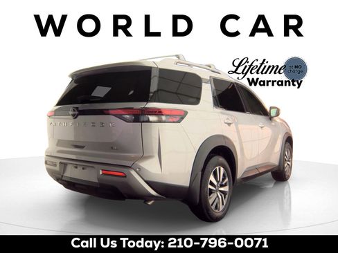Used 2025 Nissan Pathfinder SL w/ Cargo Package FWD image 2
