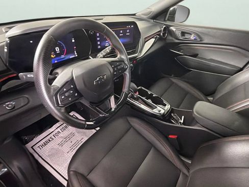 Certified 2024 Chevrolet Trax RS w/ Driver Confidence Package FWD image 18