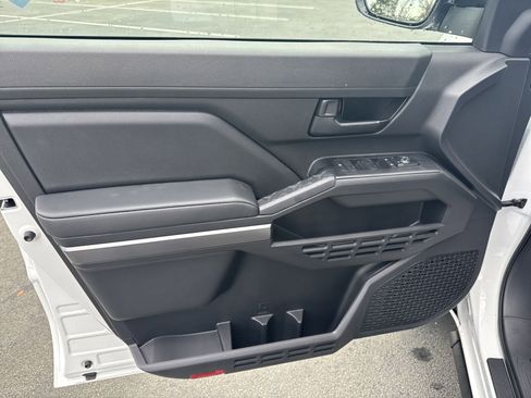 New 2025 Toyota Tacoma 4x4 Double Cab image 22