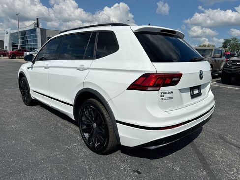 Used 2021 Volkswagen Tiguan SE AWD/4WD image 12
