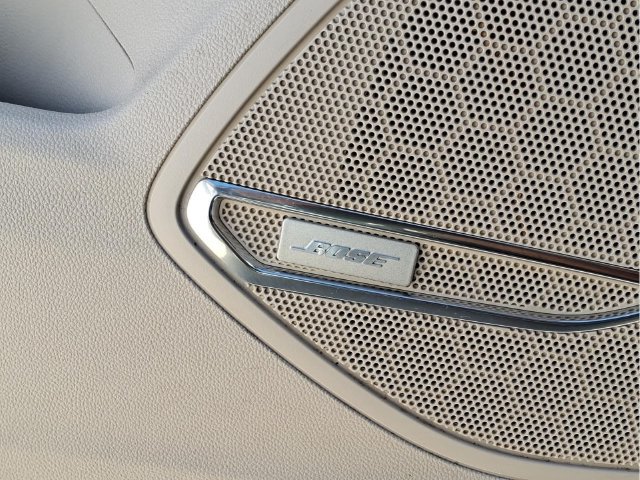Used 2022 Buick Envision Avenir w/ Technology Package II AWD/4WD image 18
