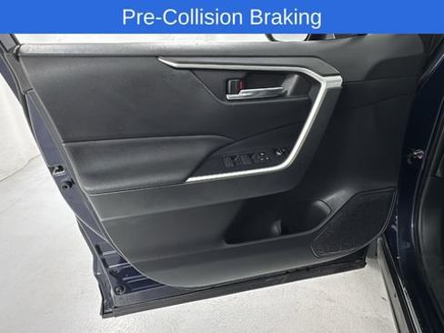 Used 2022 Toyota RAV4 XLE w/ Convenience Package image 19