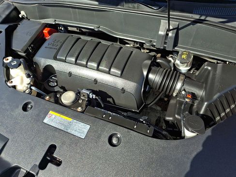 Used 2017 GMC Acadia Limited SLT image 33