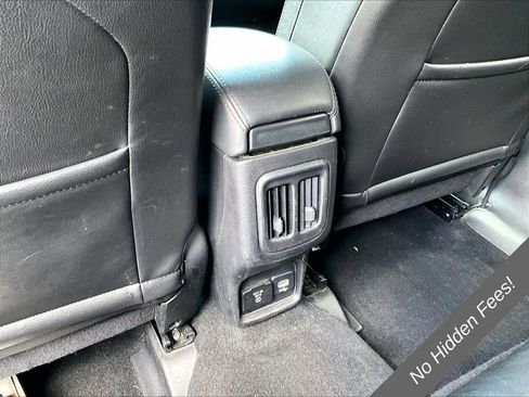Used 2018 Jeep Compass Latitude w/ Popular Equipment Group AWD/4WD image 29