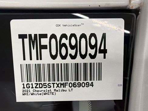 Used 2021 Chevrolet Malibu LT FWD image 23