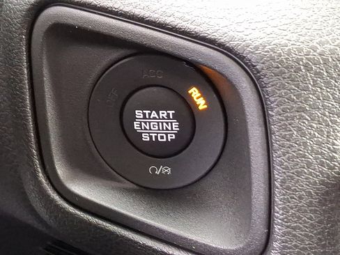 Certified 2024 Jeep Gladiator Sport image 22