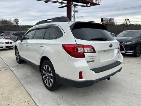 Used 2015 Subaru Outback 2.5i Limited image 9