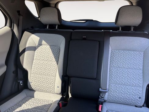 Used 2023 Chevrolet Equinox LS w/ LS Convenience Package image 13