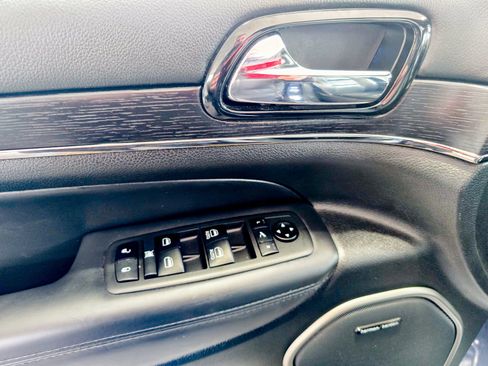 Used 2021 Jeep Grand Cherokee High Altitude image 24