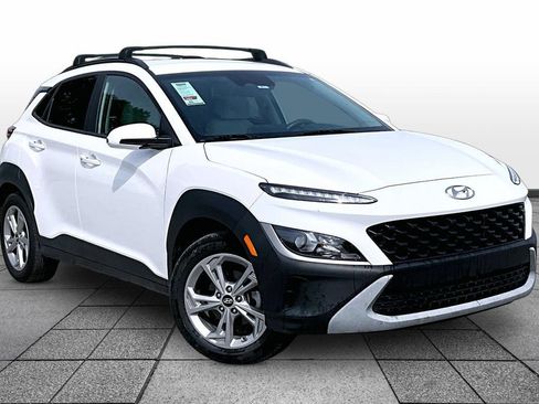 Used 2022 Hyundai Kona SEL FWD image 2