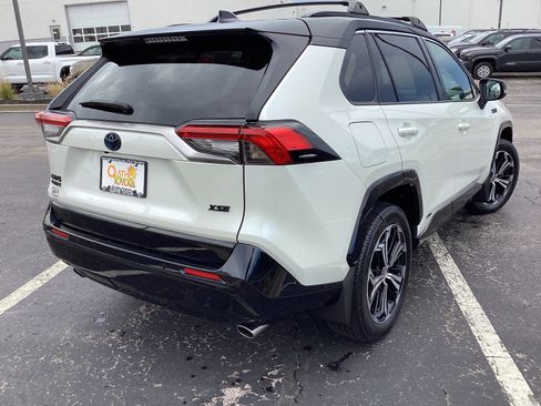 Certified 2022 Toyota RAV4 XSE w/ Premium Package AWD/4WD image 32