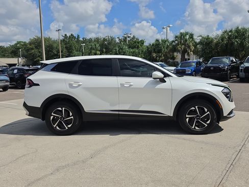 Certified 2023 Kia Sportage LX AWD/4WD image 8
