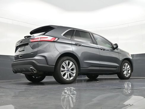 Used 2021 Ford Edge Titanium AWD/4WD image 25
