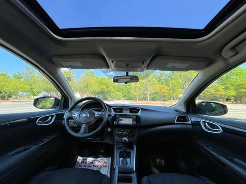 Used 2018 Nissan Sentra SV w/ Premium Package (P01) FWD image 25