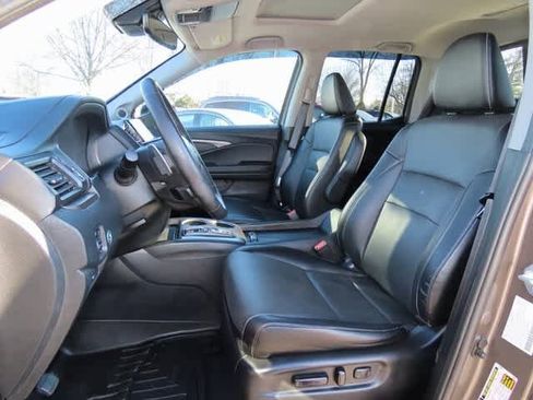 Used 2022 Honda Ridgeline RTL-E image 13