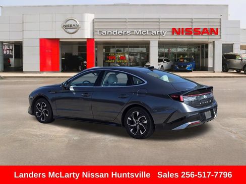 Used 2024 Hyundai Sonata SEL FWD image 6