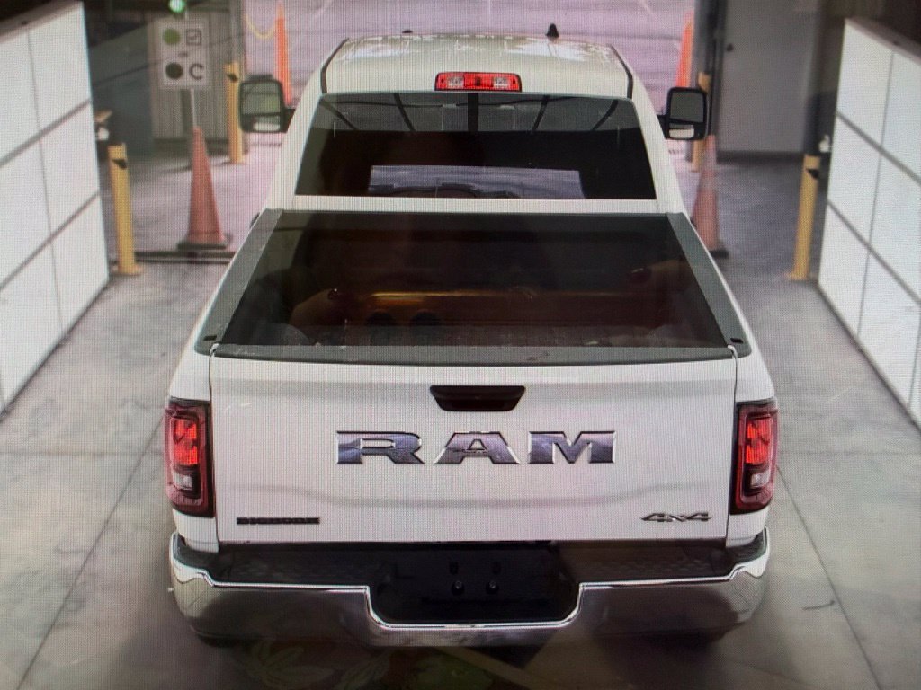 Used 2026 RAM 2500 Big Horn AWD/4WD image 6