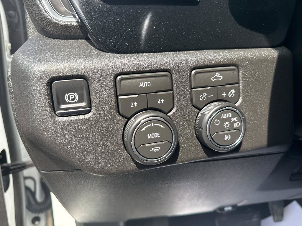 Used 2026 Chevrolet Silverado 1500 RST AWD/4WD image 18