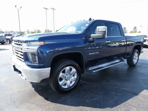 Used 2020 Chevrolet Silverado 2500 LTZ w/ LTZ Plus Package image 9
