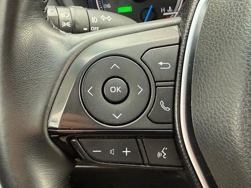 Used 2023 Toyota Venza XLE AWD/4WD image 17