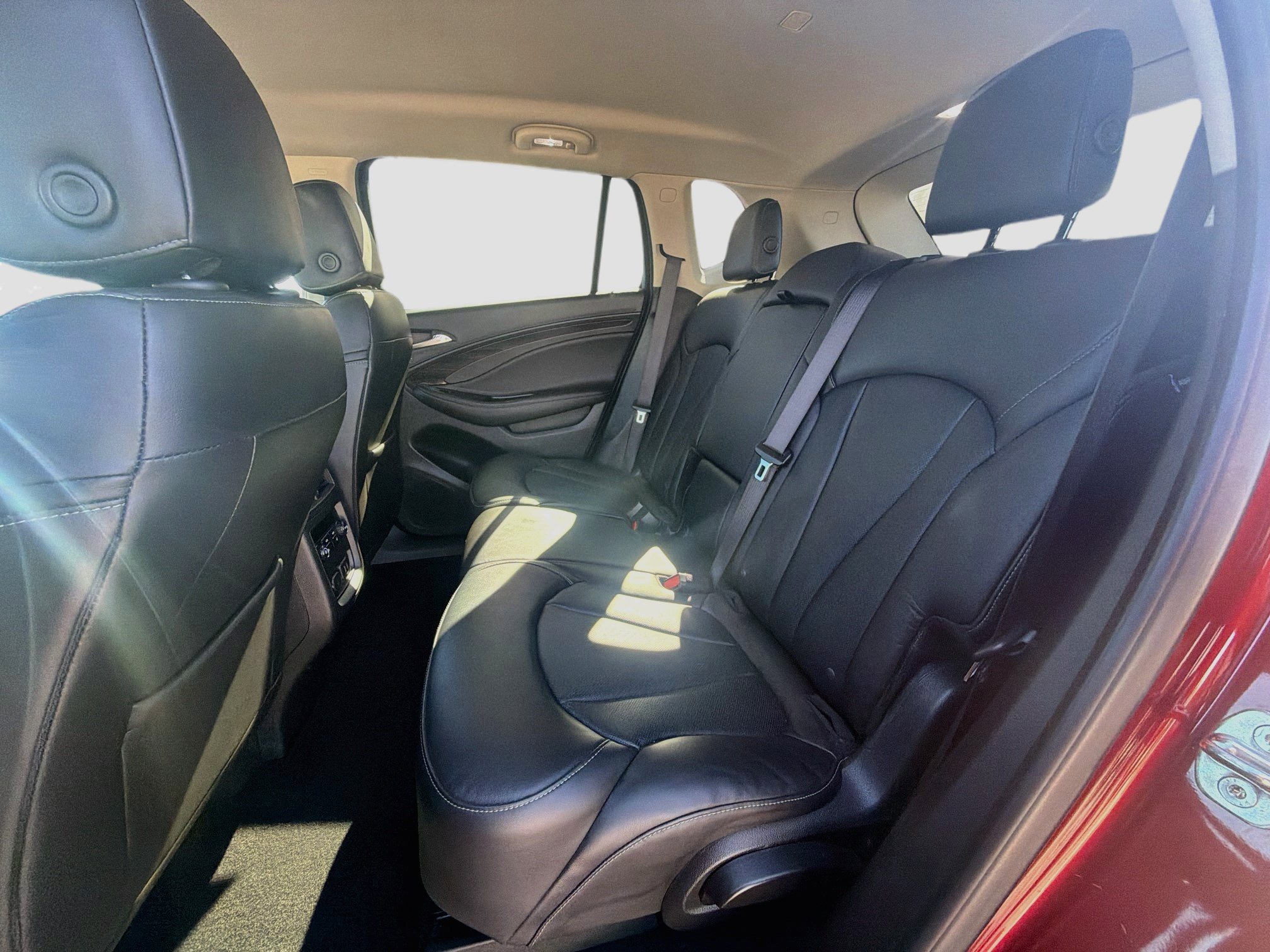 Used 2020 Buick Envision Premium AWD/4WD image 27
