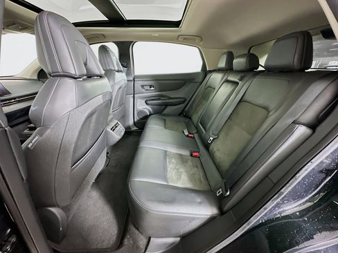 Used 2024 Nissan Ariya FWD image 28