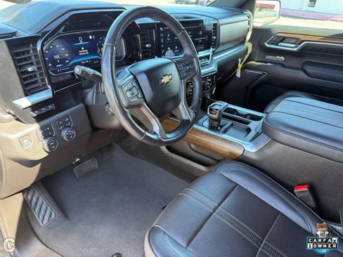 Used 2023 Chevrolet Silverado 1500 High Country w/ Technology Package image 11