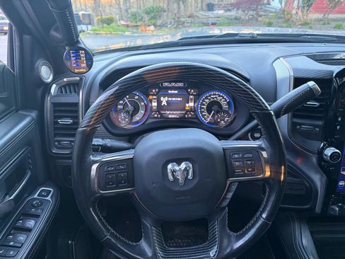 Used 2020 RAM 2500 Limited AWD/4WD image 12