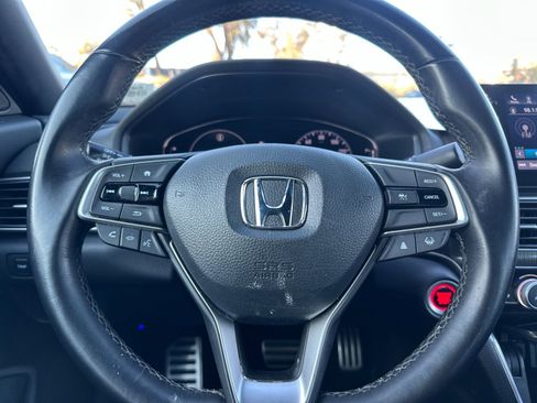 Used 2022 Honda Accord Sport image 21