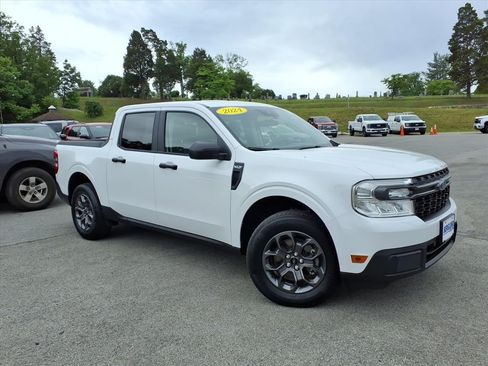 Used 2024 Ford Maverick XLT w/ Equipment Group 300A Standard AWD/4WD image 3