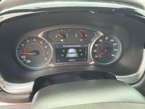 Certified 2023 Chevrolet Traverse RS FWD image 14