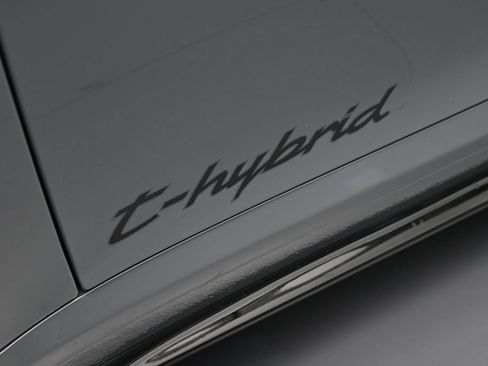 Certified 2026 Porsche 911 Carrera GTS RWD image 39