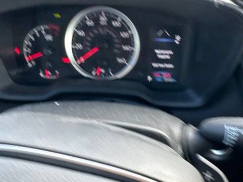 Used 2021 Toyota Corolla SE w/ SE Premium Package FWD image 7