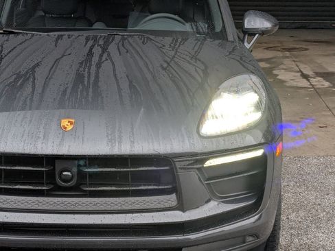New 2026 Porsche Macan AWD/4WD image 12