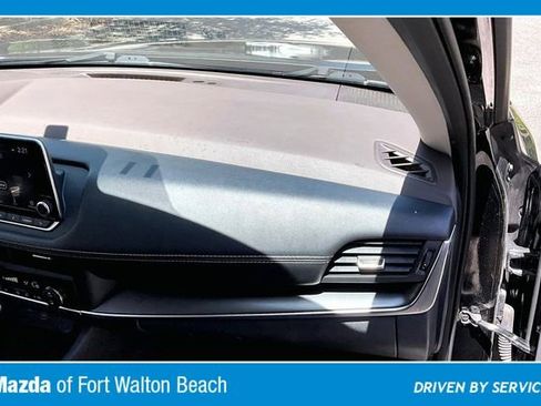 Used 2023 Nissan Rogue SV FWD image 23
