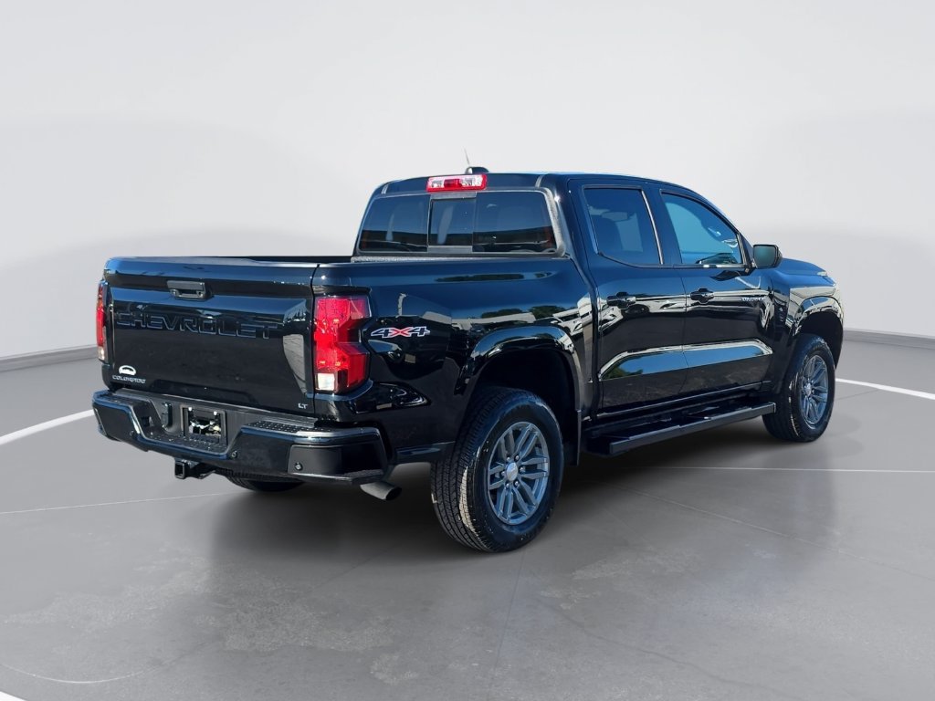 Certified 2024 Chevrolet Colorado LT w/ LT Convenience Package II AWD/4WD image 3