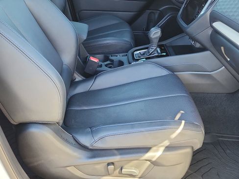 Used 2025 Subaru Forester Limited w/ Popular Package #2 image 13