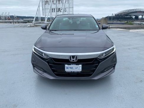 Used 2018 Honda Accord EX image 3