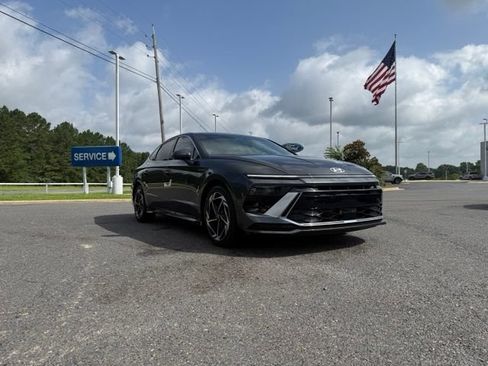 Used 2025 Hyundai Sonata SEL FWD image 9