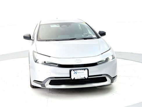New 2026 Toyota Prius Plug-In Hybrid image 8