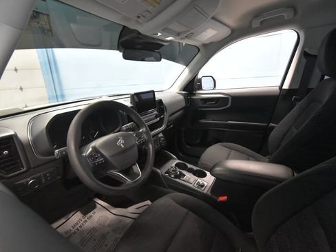 Used 2021 Ford Bronco Sport image 2