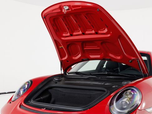 Used 2018 Porsche 911 GT3 RWD image 48
