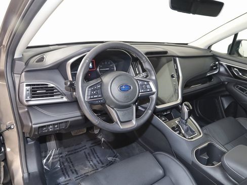 Used 2023 Subaru Outback Limited image 25