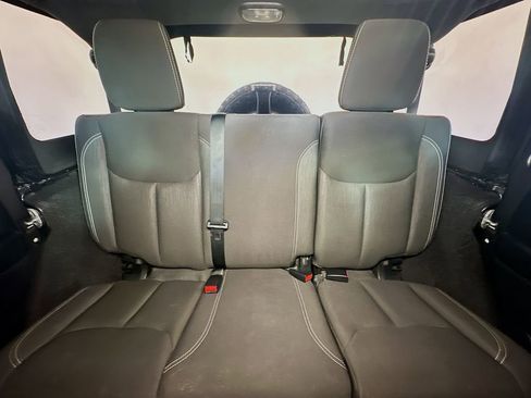 Used 2014 Jeep Wrangler Unlimited Sahara w/ Connectivity Group image 13