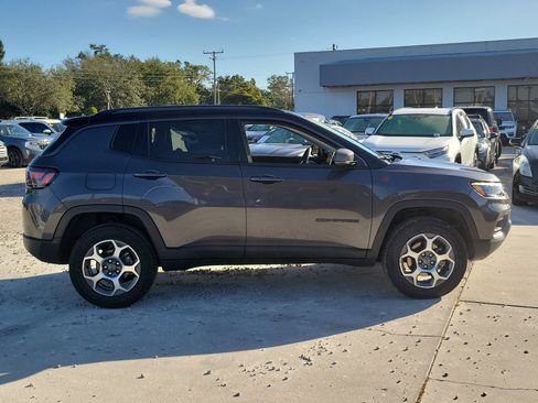 Used 2022 Jeep Compass Trailhawk w/ Trailhawk Elite Group image 7