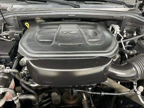 Used 2019 Jeep Grand Cherokee Laredo AWD/4WD image 23