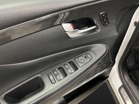 Used 2023 Hyundai Tucson Limited image 32