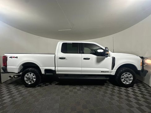 Used 2023 Ford F350 XLT AWD/4WD image 16