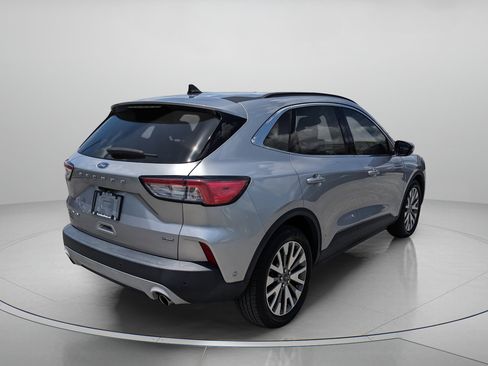 Used 2021 Ford Escape Titanium FWD image 8