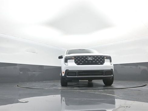 New 2026 Ford Maverick XLT w/ Equipment Group 301A image 18